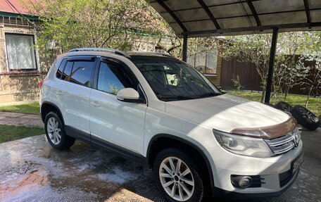 Volkswagen Tiguan I, 2015 год, 1 400 000 рублей, 2 фотография