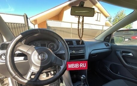 Volkswagen Polo VI (EU Market), 2013 год, 950 000 рублей, 12 фотография