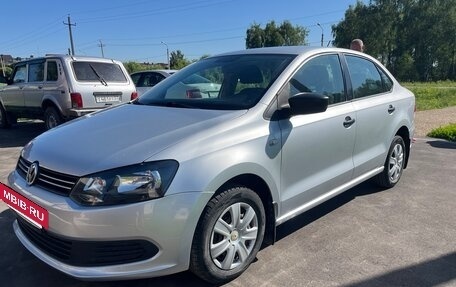 Volkswagen Polo VI (EU Market), 2013 год, 950 000 рублей, 2 фотография
