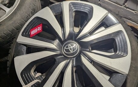 Toyota Prius IV XW50, 2018 год, 2 090 000 рублей, 14 фотография