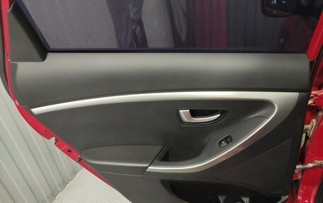 Hyundai i30 II рестайлинг, 2013 год, 980 000 рублей, 15 фотография