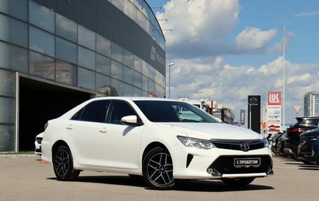 Toyota Camry, 2016 год, 2 050 000 рублей, 3 фотография