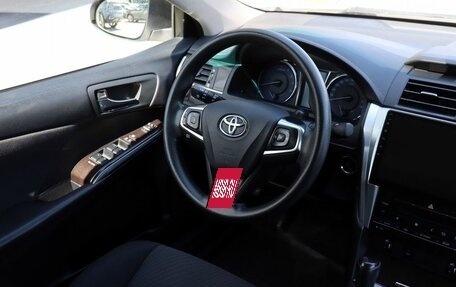 Toyota Camry, 2016 год, 2 050 000 рублей, 13 фотография