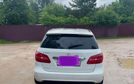 Mercedes-Benz B-Класс, 2012 год, 1 050 000 рублей, 2 фотография