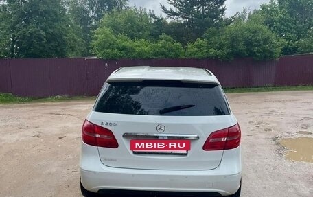 Mercedes-Benz B-Класс, 2012 год, 1 050 000 рублей, 5 фотография