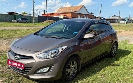 Hyundai i30 II рестайлинг, 2013 год, 1 100 000 рублей, 2 фотография