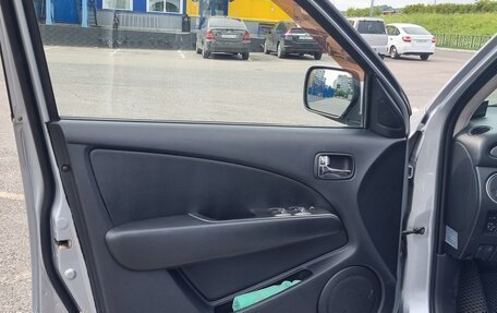 Mitsubishi Outlander III рестайлинг 3, 2005 год, 990 000 рублей, 11 фотография