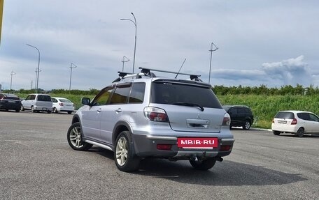 Mitsubishi Outlander III рестайлинг 3, 2005 год, 990 000 рублей, 4 фотография
