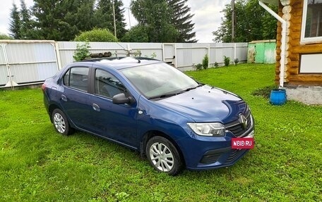 Renault Logan II, 2018 год, 824 000 рублей, 4 фотография