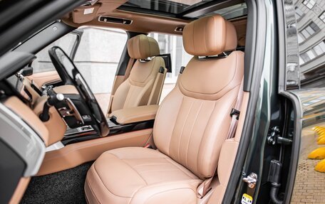 Land Rover Range Rover IV рестайлинг, 2025 год, 23 990 000 рублей, 13 фотография