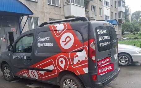 Renault Kangoo II рестайлинг, 2012 год, 560 000 рублей, 9 фотография