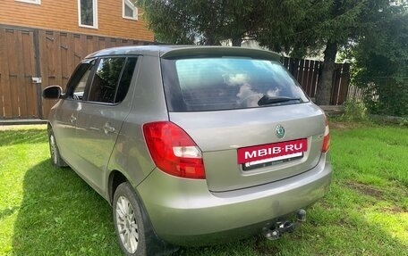 Skoda Fabia II, 2011 год, 650 000 рублей, 6 фотография