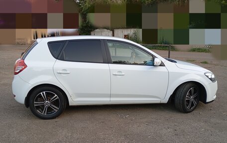 KIA cee'd I рестайлинг, 2011 год, 790 000 рублей, 2 фотография