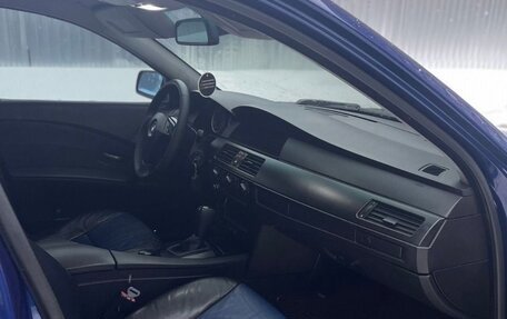 BMW 5 серия, 2004 год, 1 000 000 рублей, 3 фотография