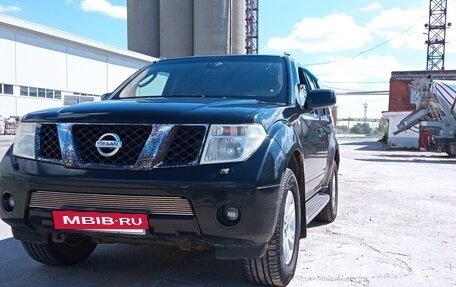 Nissan Pathfinder, 2005 год, 920 000 рублей, 3 фотография