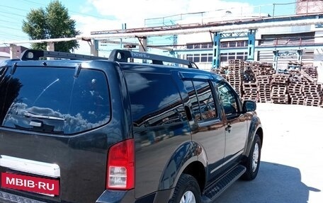 Nissan Pathfinder, 2005 год, 920 000 рублей, 4 фотография