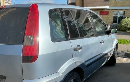 Ford Fusion I, 2005 год, 380 000 рублей, 3 фотография