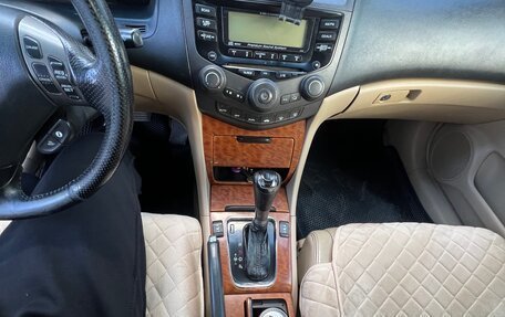 Honda Accord VII рестайлинг, 2005 год, 795 000 рублей, 13 фотография