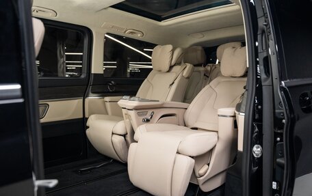 Mercedes-Benz V-Класс, 2025 год, 13 500 000 рублей, 2 фотография