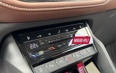 Skoda Kodiaq I, 2023 год, 4 000 000 рублей, 13 фотография
