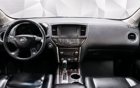 Nissan Pathfinder, 2015 год, 1 645 000 рублей, 9 фотография