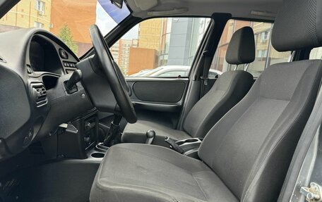 Chevrolet Niva I рестайлинг, 2012 год, 457 840 рублей, 14 фотография