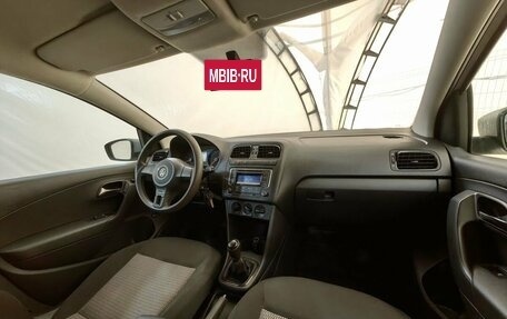 Volkswagen Polo VI (EU Market), 2015 год, 599 000 рублей, 10 фотография