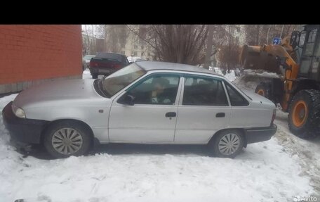 Daewoo Nexia I рестайлинг, 2002 год, 220 000 рублей, 4 фотография