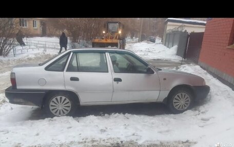 Daewoo Nexia I рестайлинг, 2002 год, 220 000 рублей, 2 фотография