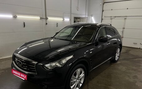 Infiniti FX II, 2011 год, 2 350 000 рублей, 10 фотография