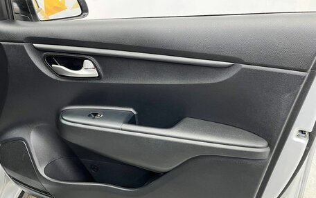 KIA Rio IV, 2021 год, 1 895 000 рублей, 28 фотография