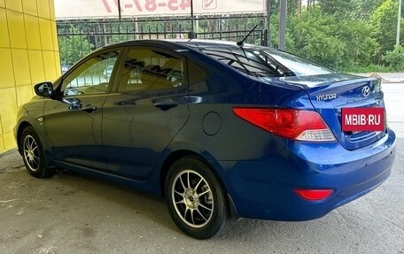 Hyundai Solaris II рестайлинг, 2012 год, 699 000 рублей, 13 фотография