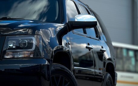 Chevrolet Tahoe III, 2013 год, 1 999 999 рублей, 1 фотография