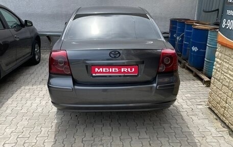 Toyota Avensis III рестайлинг, 2006 год, 850 000 рублей, 1 фотография