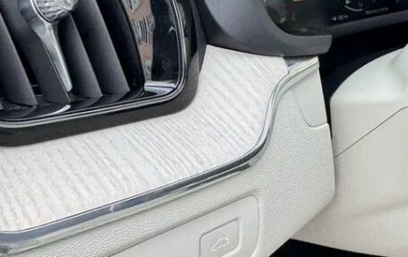 Volvo XC60 II, 2021 год, 4 590 000 рублей, 12 фотография