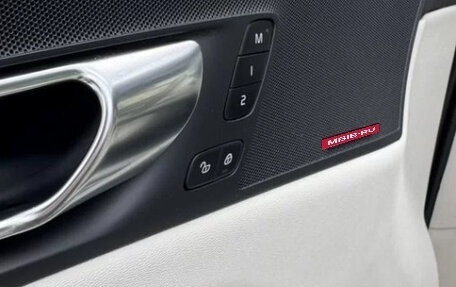 Volvo XC60 II, 2021 год, 4 590 000 рублей, 13 фотография
