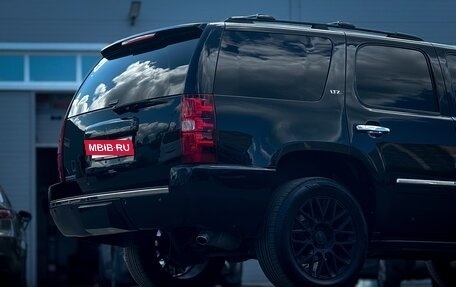 Chevrolet Tahoe III, 2013 год, 1 999 999 рублей, 4 фотография