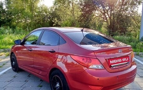 Hyundai Solaris II рестайлинг, 2012 год, 620 000 рублей, 4 фотография