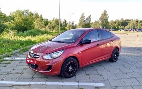 Hyundai Solaris II рестайлинг, 2012 год, 620 000 рублей, 2 фотография