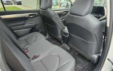 Toyota Highlander, 2025 год, 5 390 000 рублей, 17 фотография