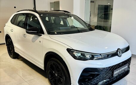 Volkswagen Tiguan, 2024 год, 5 050 000 рублей, 5 фотография