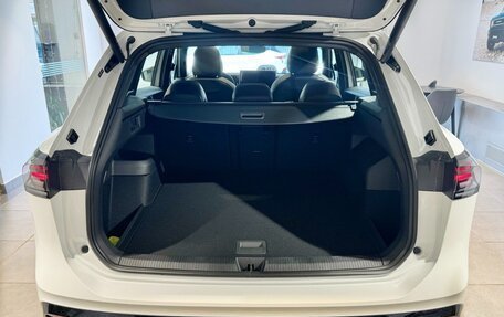 Volkswagen Tiguan, 2024 год, 5 050 000 рублей, 14 фотография