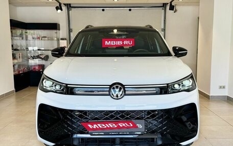 Volkswagen Tiguan, 2024 год, 5 050 000 рублей, 3 фотография
