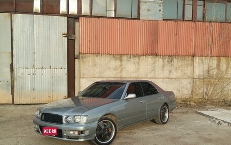 Nissan Gloria X, 1997 год, 550 000 рублей, 8 фотография