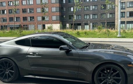 Ford Mustang VI рестайлинг, 2019 год, 3 300 000 рублей, 4 фотография