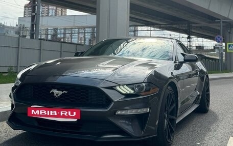 Ford Mustang VI рестайлинг, 2019 год, 3 300 000 рублей, 2 фотография