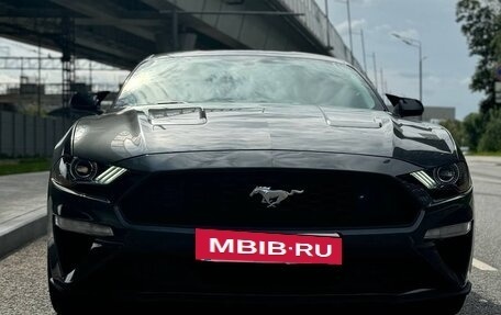 Ford Mustang VI рестайлинг, 2019 год, 3 300 000 рублей, 3 фотография