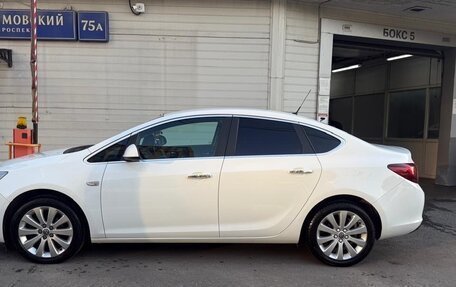 Opel Astra J, 2013 год, 900 000 рублей, 5 фотография