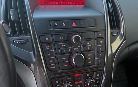 Opel Astra J, 2013 год, 900 000 рублей, 14 фотография