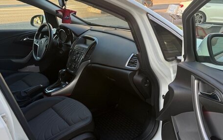 Opel Astra J, 2013 год, 900 000 рублей, 15 фотография